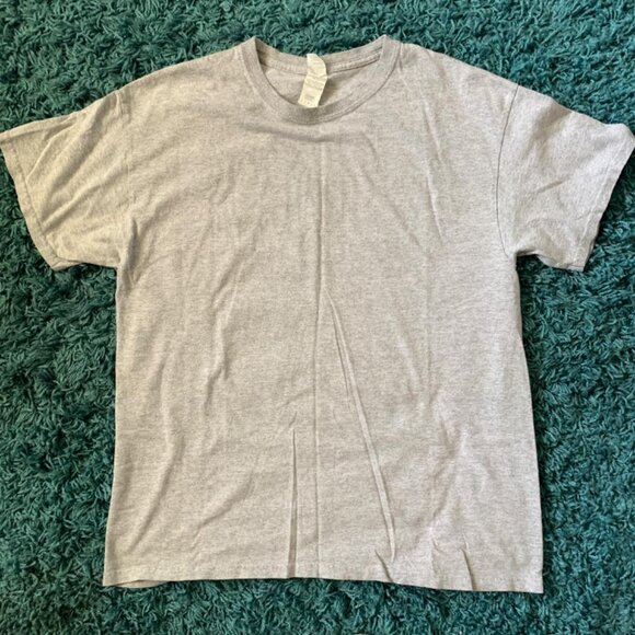 Gildan Men's Grey T-shirt - Picture 1 of 3